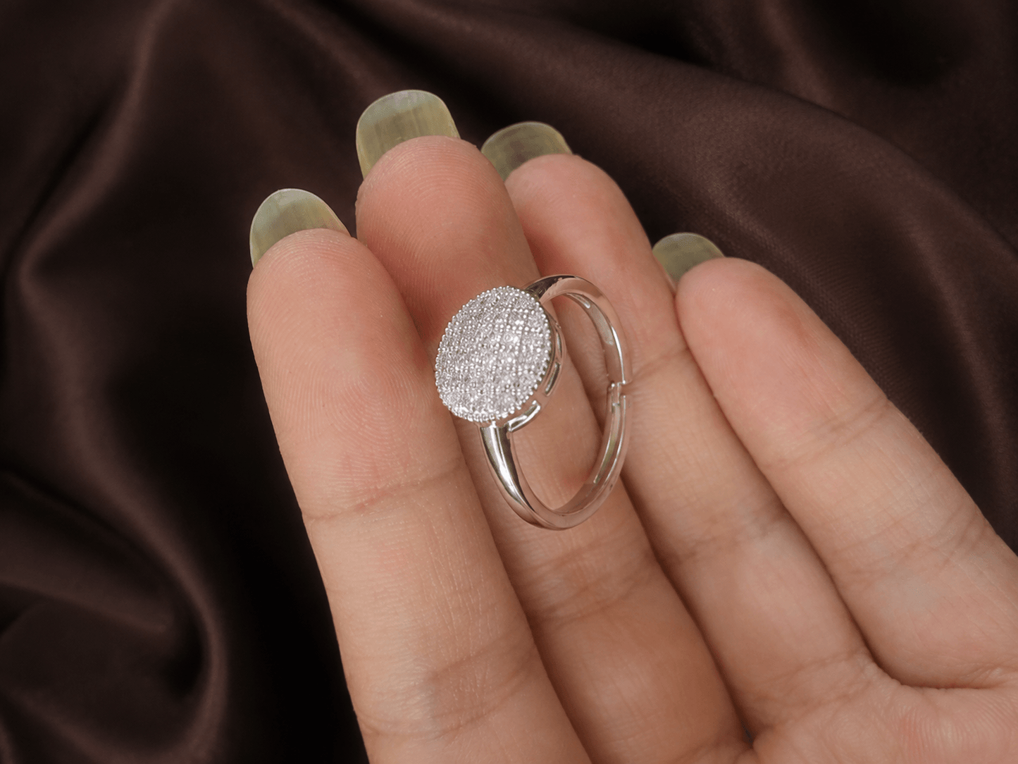 Luxury Zircon Adjustable Ring – Elegant Crystal Statement Ring for Women