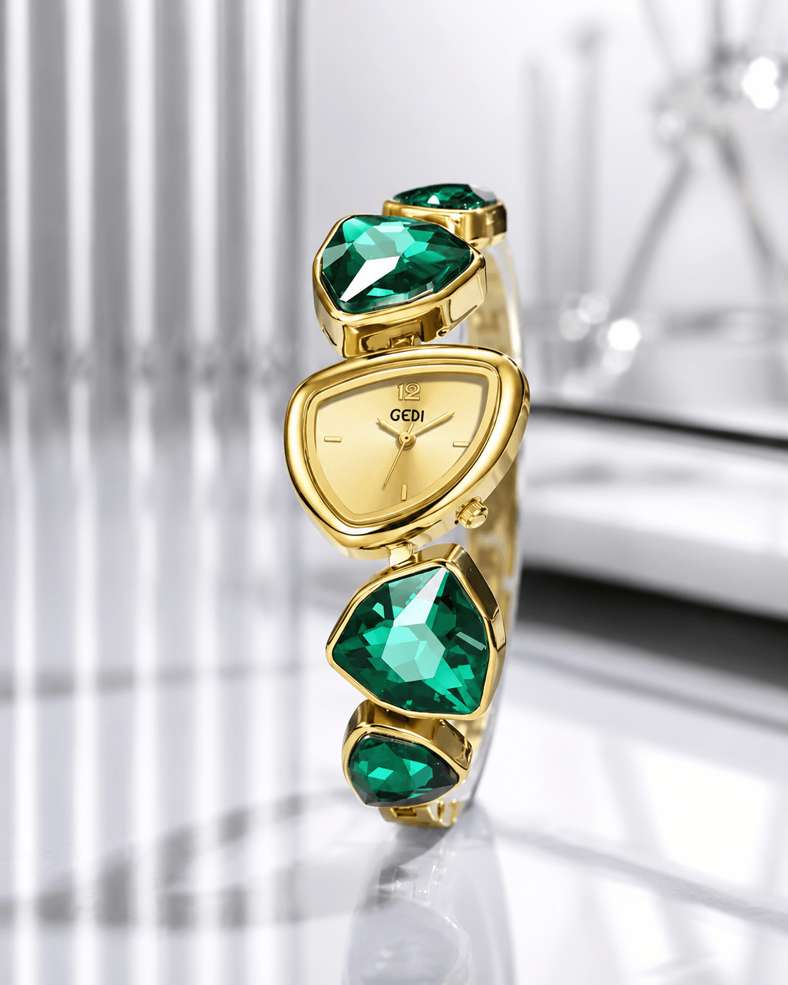 Emerald Crystal Bracelet Watch for Women – Luxury Gold Quartz Watch