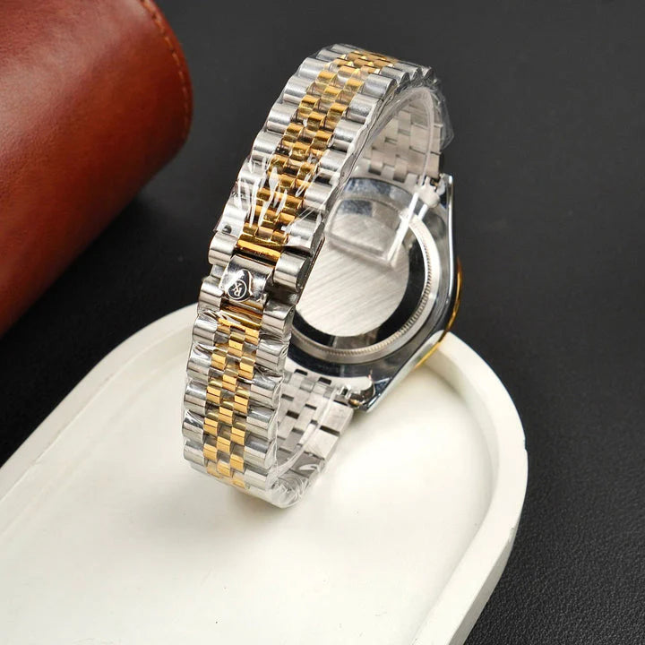 Luxury Pure Golden Silver Black Dial lining Stainless Steel Watch – Premium Design