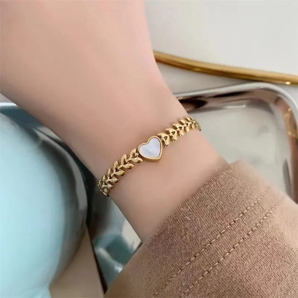 Gold‑Tone Stainless Steel Heart Charm Bracelet