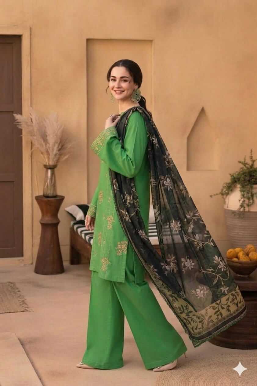 BRAND:URGE lawn hit code embroidered unstitched 3pc✓