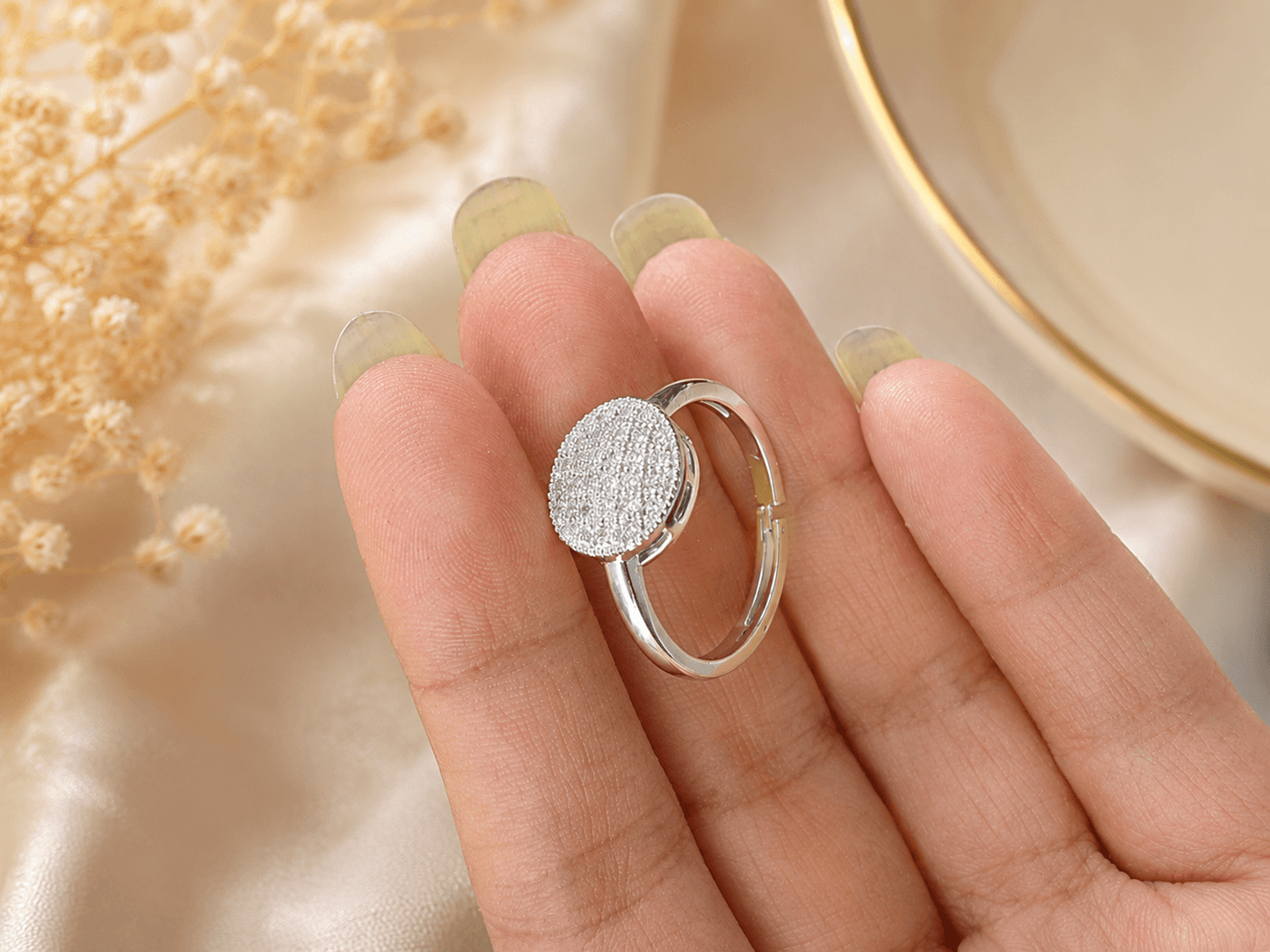 Luxury Zircon Adjustable Ring – Elegant Crystal Statement Ring for Women